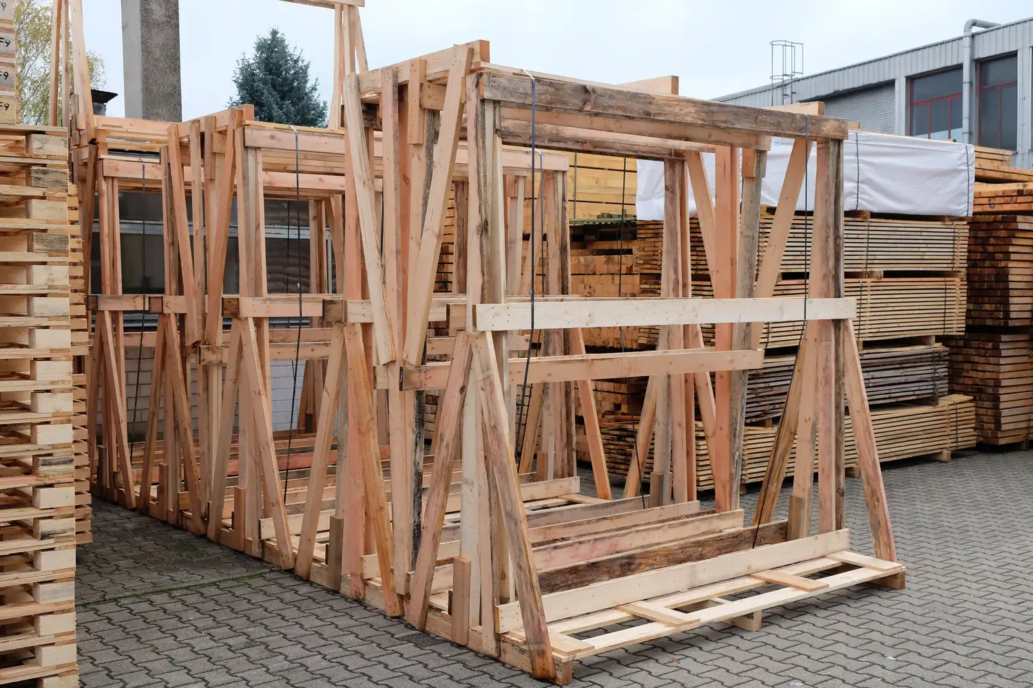Holzverschläge in Baden-Baden